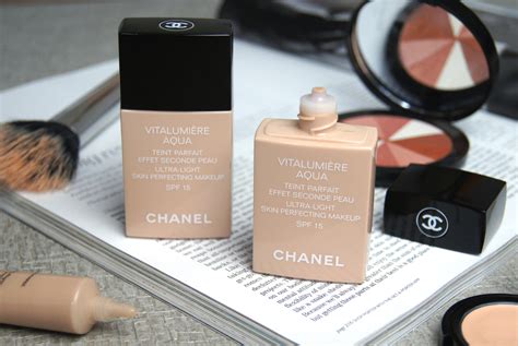 chanel vitalumiere aqua b30 vs b40|chanel vitalumière review.